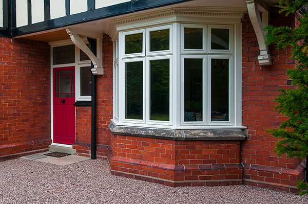 Flush casement windows